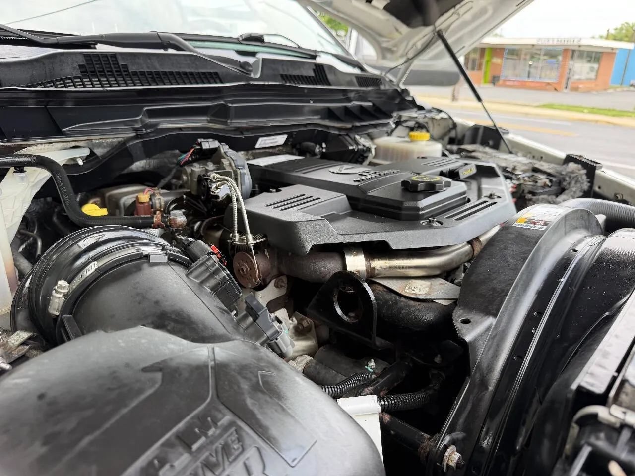 Used 2018 RAM 2500 SLT AWD/4WD image 41