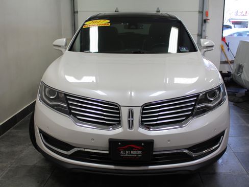 Used 2017 Lincoln MKX Reserve w/ Driver Assistance Package image 2