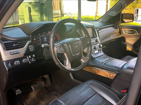 Used 2016 GMC Yukon Denali w/ Open Road Package image 17