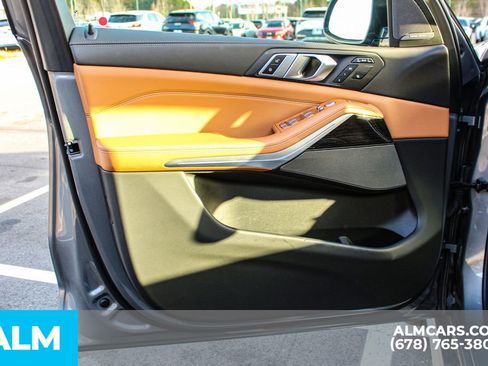 Used 2023 BMW X7 xDrive40i w/ M Sport Package image 42