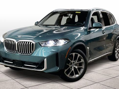Used 2024 BMW X5 xDrive40i w/ Premium Package image 1
