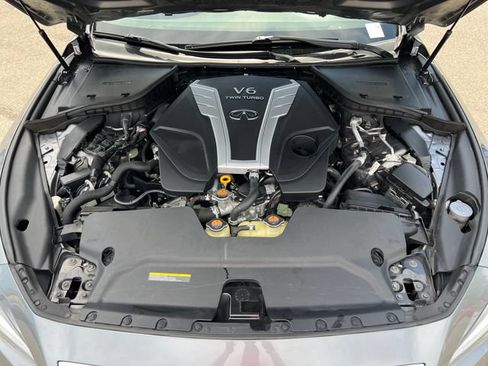 Used 2017 INFINITI Q50 Red Sport 400 AWD/4WD image 29