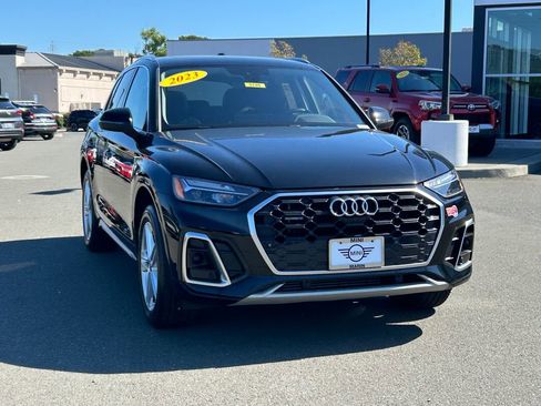 Used 2023 Audi Q5 e Premium Plus w/ Premium Plus Package image 8