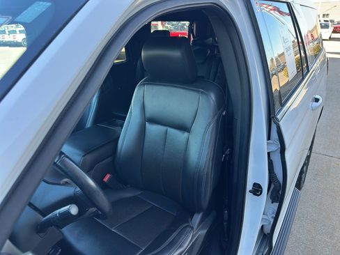 Used 2019 Ford Expedition Max XLT w/ Equipment Group 201A image 24