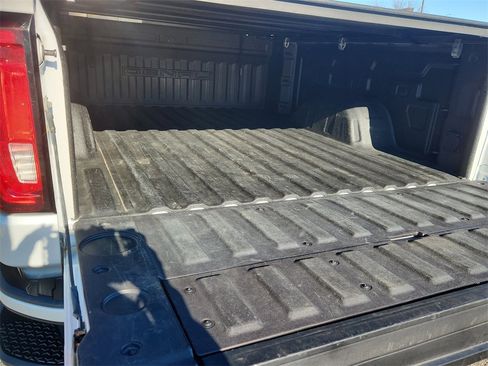 Used 2020 GMC Sierra 1500 Denali w/ Technology Package image 13