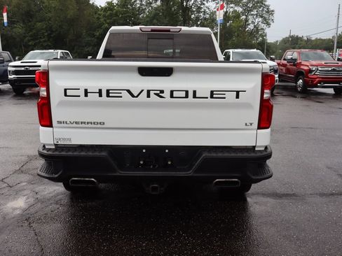 Used 2020 Chevrolet Silverado 1500 LT Trail Boss AWD/4WD image 18
