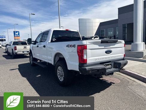 Used 2018 Ford F250 XLT AWD/4WD image 9