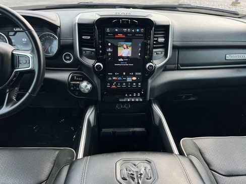 Used 2023 RAM 1500 Laramie AWD/4WD image 18