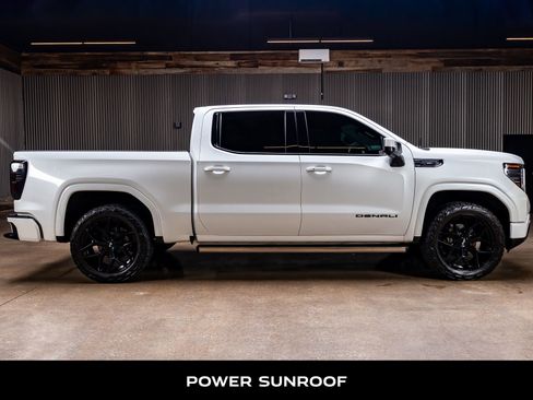 Used 2023 GMC Sierra 1500 Denali Ultimate AWD/4WD image 10