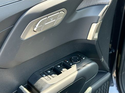 New 2027 Kia Telluride S image 8