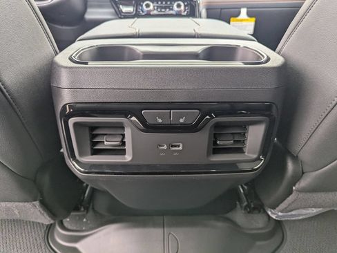 New 2026 GMC Sierra 1500 AT4 w/ AT4 Premium Package AWD/4WD image 34