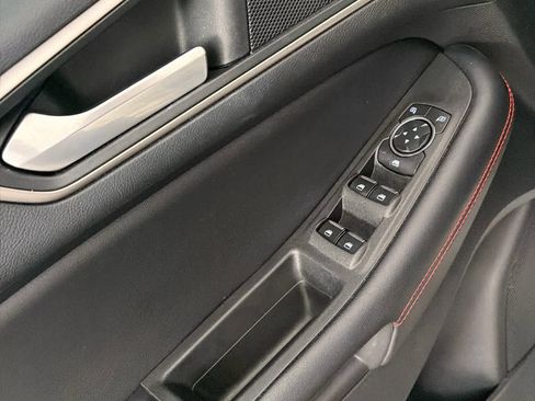 Used 2022 Ford Edge ST-Line w/ Class II Trailer Tow Package image 23