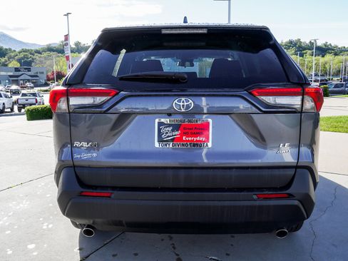 Certified 2024 Toyota RAV4 LE AWD/4WD image 7