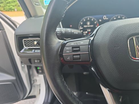 Used 2024 Honda Civic Touring image 16