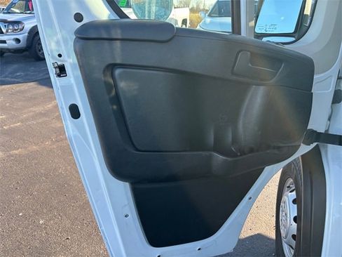 Used 2021 RAM ProMaster 3500 image 16