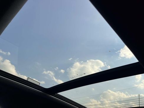 Certified 2023 Chevrolet TrailBlazer ACTIV w/ Sun and Liftgate Package image 19