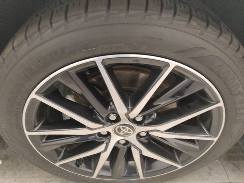 Used 2023 Toyota Camry SE image 31