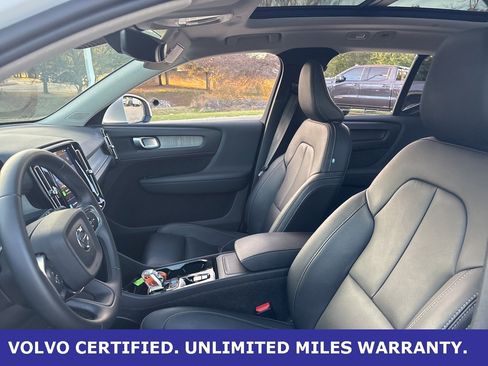 Certified 2025 Volvo XC40 B5 Plus image 16