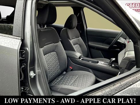 New 2025 Nissan Kicks SV w/ SV Premium Package image 10