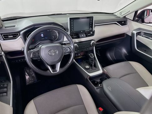 Certified 2019 Toyota RAV4 Limited w/ Advanced Technology Package AWD/4WD image 19