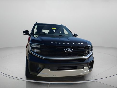 New 2025 Ford Expedition Max Platinum w/ Platinum Ultimate Package image 6