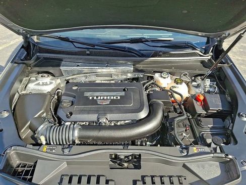 Certified 2025 Cadillac XT4 Premium Luxury image 30