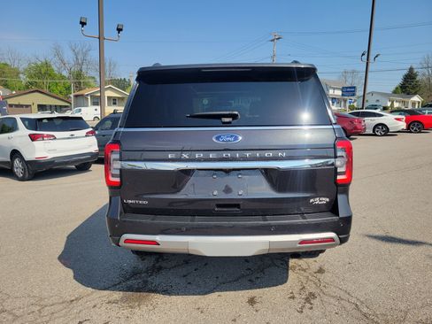 Used 2023 Ford Expedition Limited AWD/4WD image 3