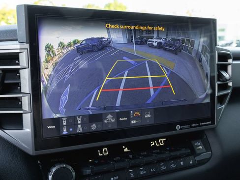 Used 2023 Toyota Tundra Limited RWD image 18