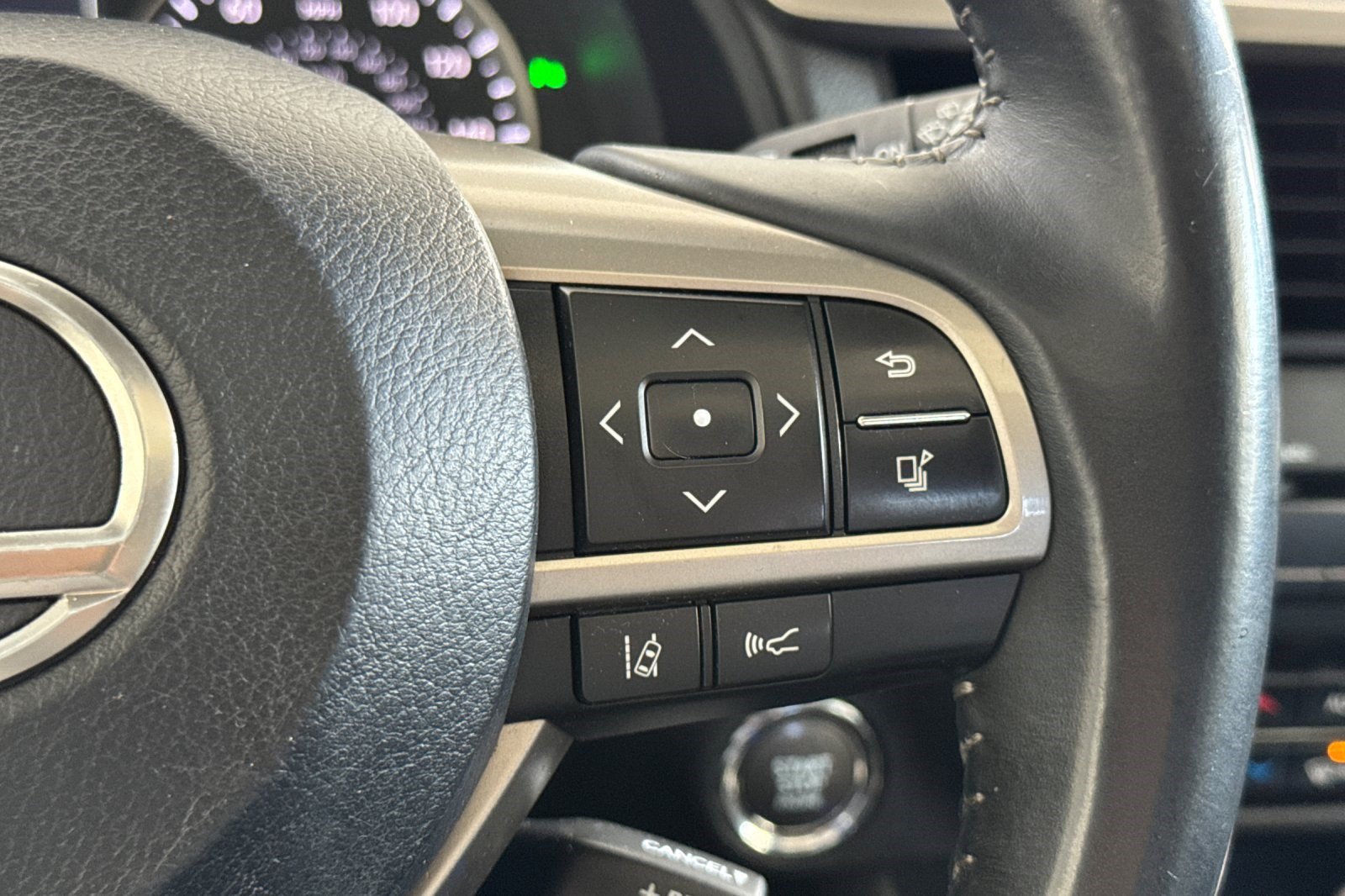 Used 2018 Lexus RX 350 AWD w/ Accessory Package image 31