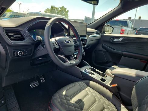 Certified 2023 Ford Escape ST-Line Elite w/ Premium Technology Package AWD/4WD image 21