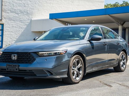 Used 2025 Honda Accord EX-L image 3