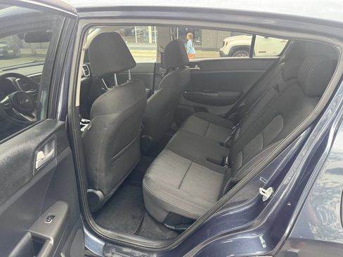 Used 2020 Kia Sportage LX AWD/4WD image 9