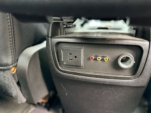 Used 2012 GMC Acadia Denali FWD image 24