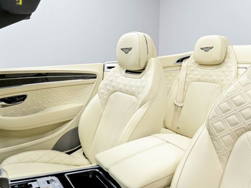 Used 2020 Bentley Continental GT AWD/4WD image 15