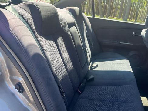 Used 2005 Nissan Altima 2.5 S w/ (S02) Side Airbags Pkg FWD image 16