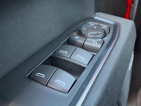 New 2026 GMC Sierra 1500 SLT image 16