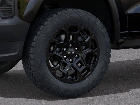 New 2026 Chevrolet Colorado Trail Boss AWD/4WD image 9