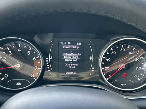 Used 2021 Jeep Compass Latitude image 24