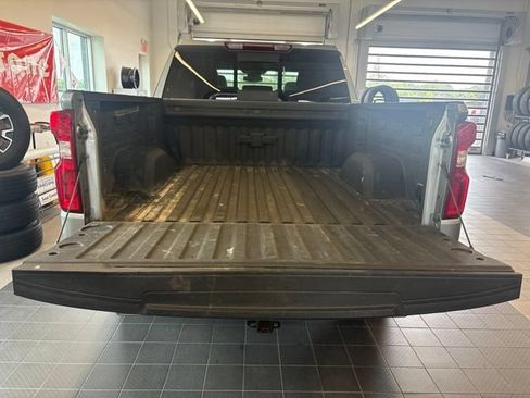 Used 2023 Chevrolet Silverado 1500 LTZ AWD/4WD image 11