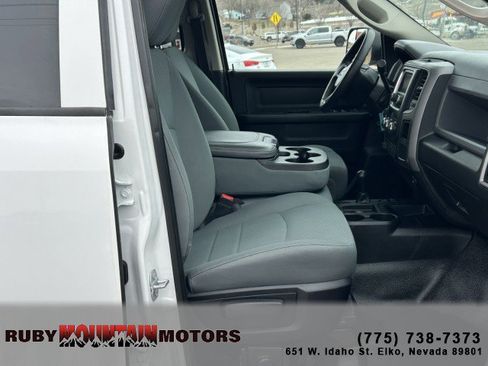 Used 2017 RAM 3500 Tradesman w/ Popular Equipment Group image 27