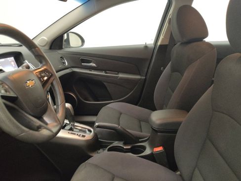 Used 2015 Chevrolet Cruze LT w/ Sun And Sound Package FWD image 17