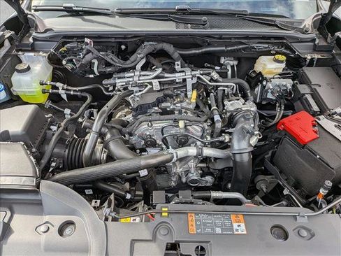 New 2025 Ford Ranger XLT w/ Equipment Group 301A High image 17