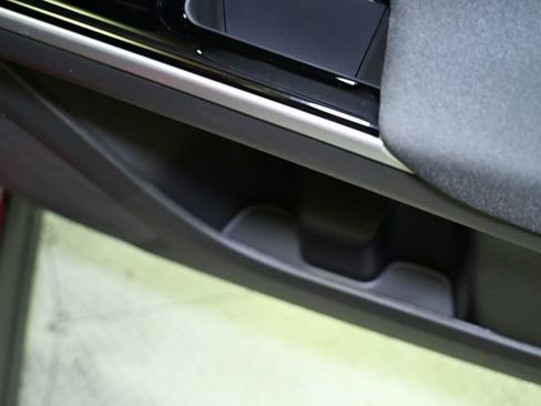 Certified 2024 Subaru Solterra Premium image 58