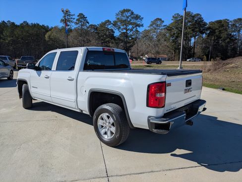 Used 2018 GMC Sierra 1500 SLE w/ SLE Value Package image 6