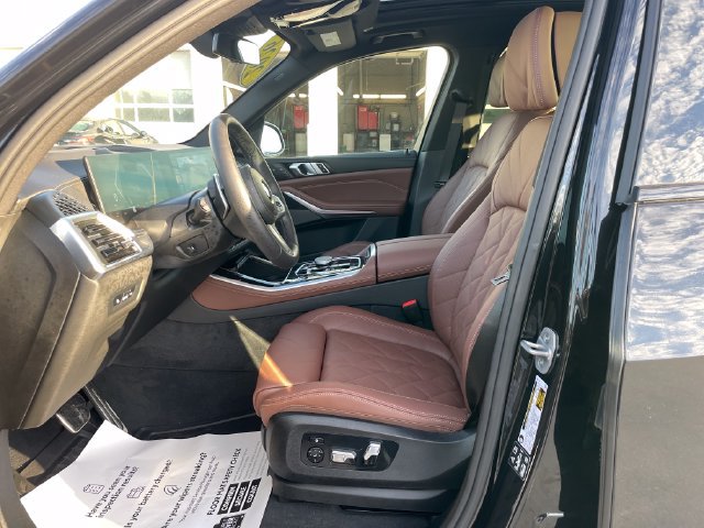 Used 2026 BMW X5 xDrive40i w/ M Sport Package AWD/4WD image 19