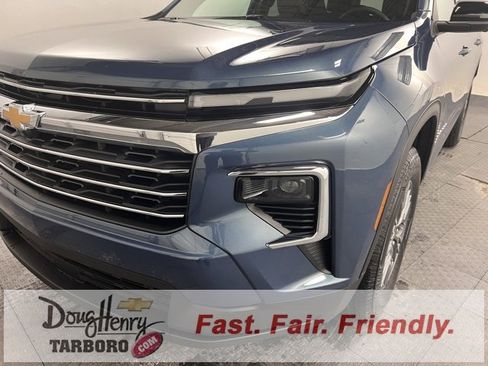 New 2026 Chevrolet Traverse LT w/ Driver Confidence Package image 14