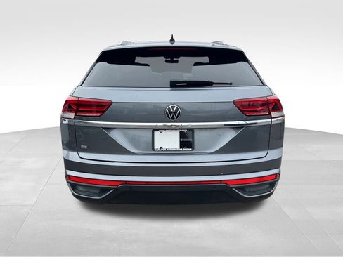 Used 2023 Volkswagen Atlas Cross Sport SE image 6