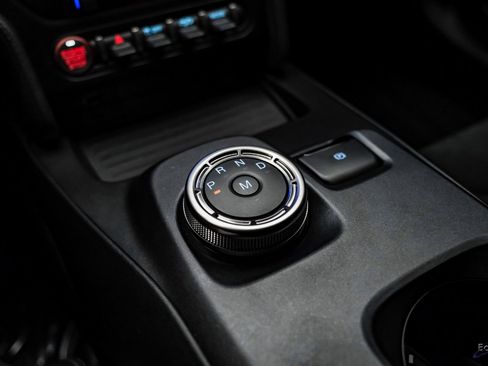 Used 2022 Ford Mustang Shelby GT500 w/ Technology Package image 41