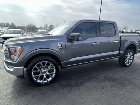 Used 2022 Ford F150 XLT w/ Equipment Group 302A High image 3