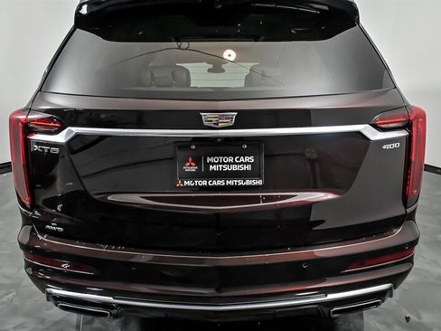 Used 2021 Cadillac XT6 Premium Luxury AWD/4WD image 8